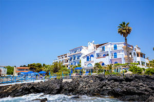 4* con vista su Taormina e sull'Etna