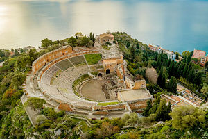 Panorama mozzafiato sulla costa ionica siciliana