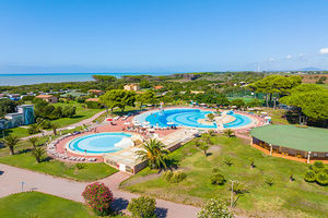 Parco piscine con giochi d'acqua