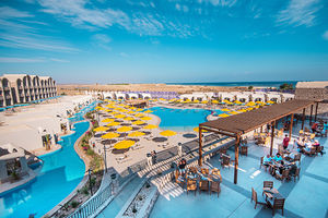 Un mare dai fondali variopinti