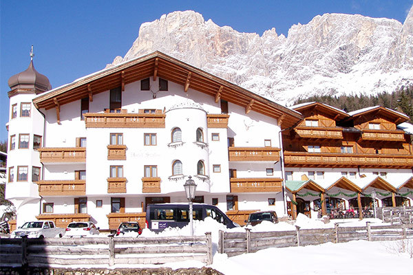 HOTEL STALON 3* - San Martino di Castrozza (TN) In posizione panoramica