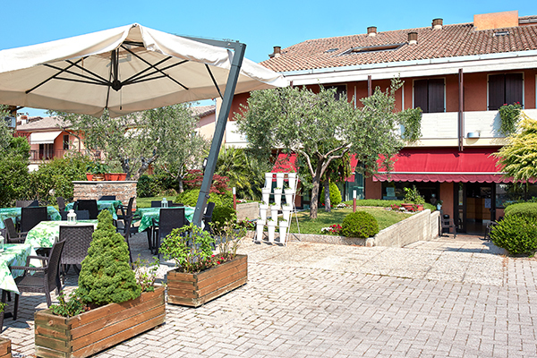 HOTEL ANDREIS 2* - Cavaion Veronese (VR) A pochi minuti dal Lago di Garda