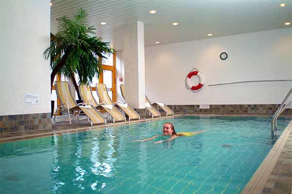 HOLIDAY INN MÜNCHEN - SÜD 4* - Monaco (Baviera - Germania) Nel quartiere di Obersendling