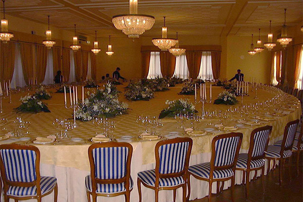 HOTEL PATRIARCA 4* - Chiusi Loc. Querce Al Pino (SI) Tra le colline senesi