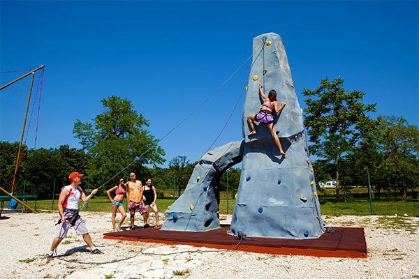 CAMPINGIN PARK UMAG 4* - Umago (Istria - Croazia) Direttamente sul mare, fino a 7 posti letto