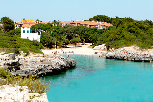 VERACLUB SA CALETA PLAYA - Minorca-Sa Caleta Playa (Baleari - Spagna) Affacciato direttamente sulla spiaggia di Sa Caleta