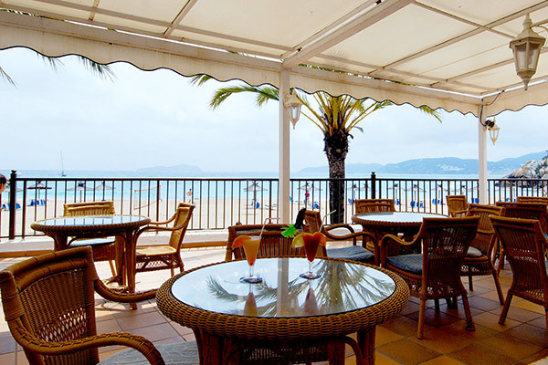EXPERIENCE VERACLUB HOTEL IBIZA - Cala San Vicente (Baleari - Spagna) Sorprendente sotto ogni aspetto