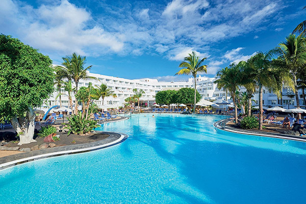 VERARESORT INTERNATIONAL LA GERIA 4* - Lanzarote - Puerto del Carmen (Canarie - Spagna) Struttura confortevole, in posizione tranquilla