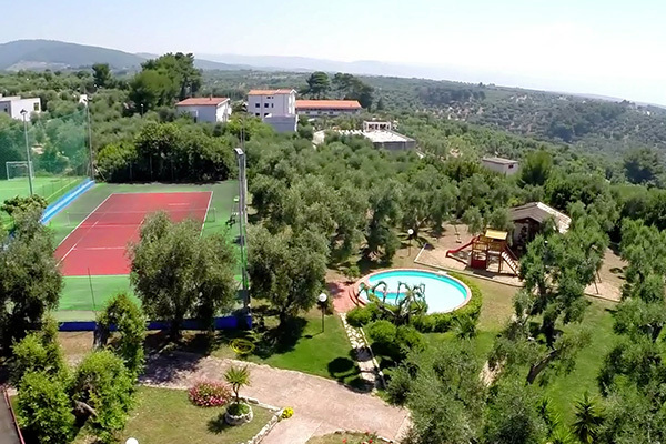 VILLAGGIO ULIVETO CLUB 3* - Rodi Garganico (FG) Semplice ed informale a Rodi Garganico