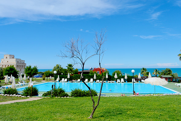VILLAGGIO CALA DEL PRINCIPE 3* - San Nicandro Garganico (FG) Villaggio per famiglie, direttamente sul mare