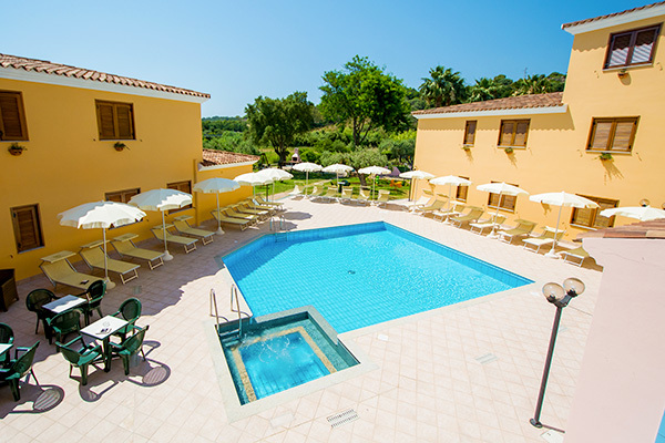 RESIDENCE CALA VIOLA - Orosei (NU) Accoglienti appartamenti nel Golfo di Orosei