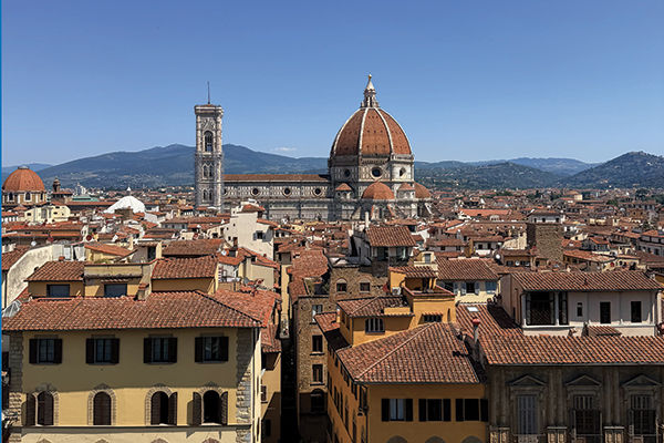 A 450 metri dalla Basilica di Santa Croce