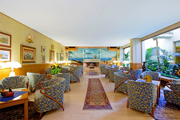 HOTEL L'APPRODO 4* - Castiglione della Pescaia (GR) Classico e accogliente, a 400 metri dal mare