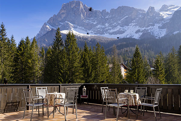 HOTEL COLFOSCO 3* - San Martino di Castrozza (TN) In tipico stile alpino
