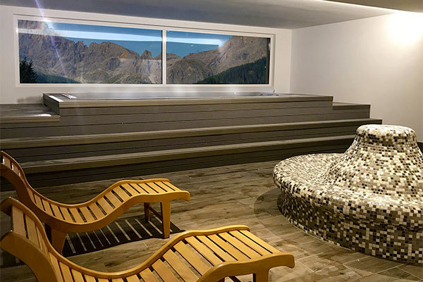 HOTEL COLFOSCO 3* - San Martino di Castrozza (TN) In tipico stile alpino