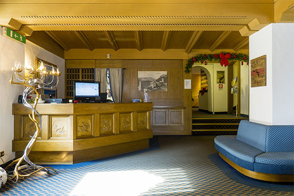 HOTEL COLFOSCO 3* - San Martino di Castrozza (TN) In tipico stile alpino
