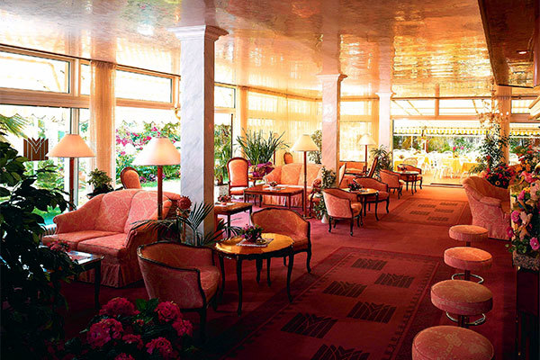 CHARME HOTEL ANATOL 4* - Merano (BZ) Ambiente moderno e raffinato in Val Venosta