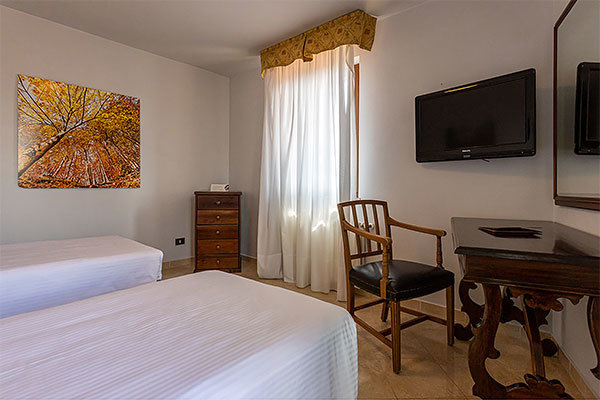 IL CIOCCO HOTELS 3* - Barga (LU) boutique hotel, baite di montagna, B&B e case vacanze in un unico resort in Toscana