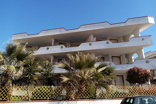 RESIDENZA CAPRI - Villa Rosa di Martinsicuro (TE) A 250 metri dal mare di Martinsicuro