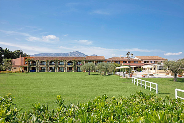 CLUB HOTEL SENTIDO OROSEI BEACH 4* - Orosei (NU) Nel cuore del Golfo di Orosei