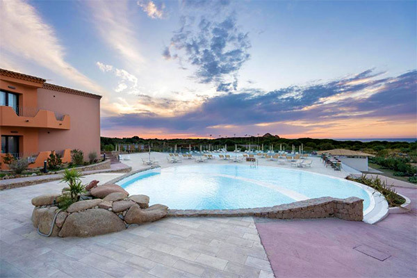 Red Sun Village 4* (località Isola Rossa) Qualità e risparmio con la formula roulette