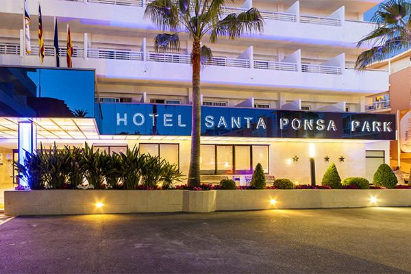 P&F GLOBALES PIONERO SANTA PONSA 4* - Santa Ponsa (Maiorca - Spagna)