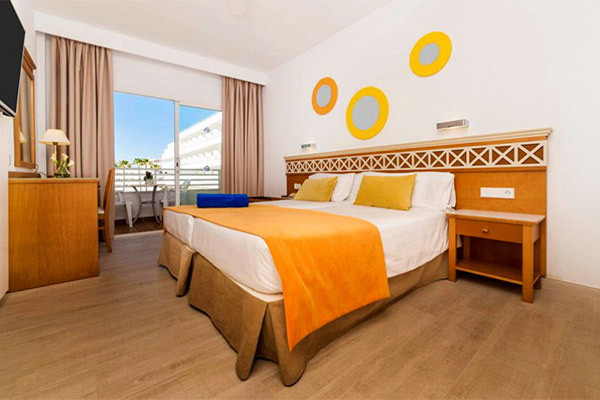 P&F GLOBALES PIONERO SANTA PONSA 4* - Santa Ponsa (Maiorca - Spagna)
