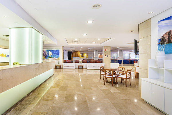 P&F GLOBALES PIONERO SANTA PONSA 4* - Santa Ponsa (Maiorca - Spagna)