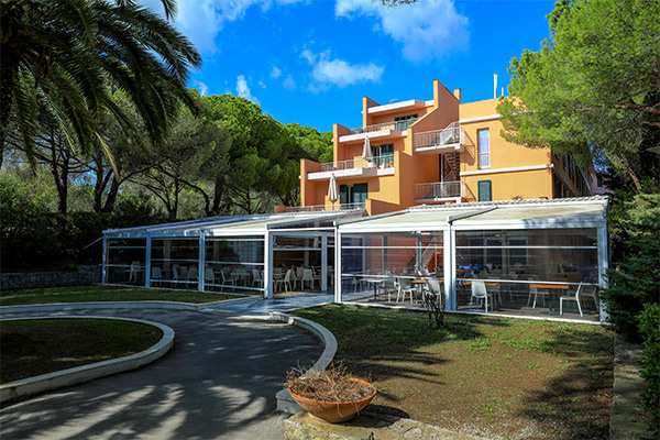 UAPPALA TOSCANA CHARME RESORT 5* - Tirrenia (PI) Eleganza a pochi metri dal mare, nel cuore della Versilia