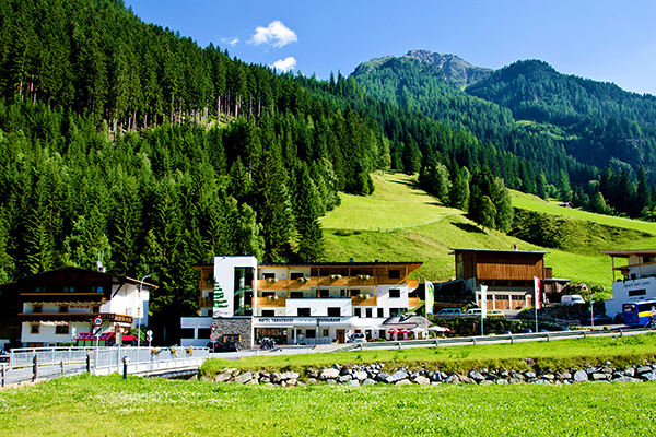 HOTEL TANNENHOF 3* - Ischgl (Tirolo - Austria)