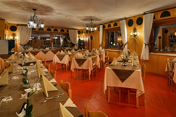 HOTEL LOREDANA 3* - Livigno (SO) A 300 metri dalle piste