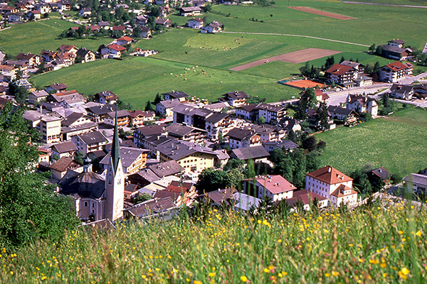 ALPEN WOHLFÜHLHOTEL DÖRFLWIRT 4* - Hainzenberg (Tirolo - Austria)
