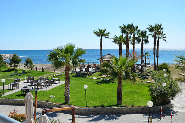 HOTEL AREGAI MARINA 4* - Santo Stefano al Mare (IM) Elegante e raffinato, a pochi metri dal mare