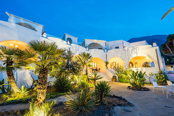 LA SCIARA HOTEL 4* - Stromboli (ME)