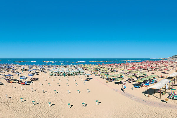 Servizio spiaggia incluso