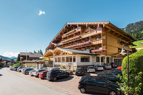 Area benessere di 450 mq, tra le Alpi Tirolesi