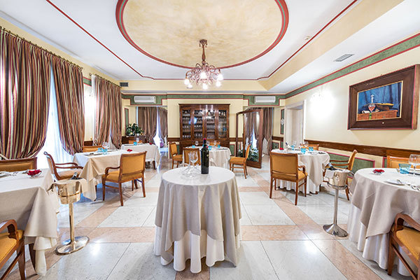 HOTEL VILLA MALASPINA 4* - Castel d'Azzano (VR)
