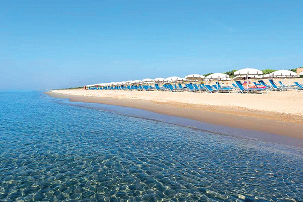 A 300 metri dalla spiaggia