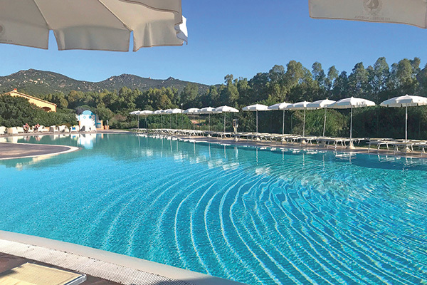 A 500 metri dalla spiaggia di Piscina Rei