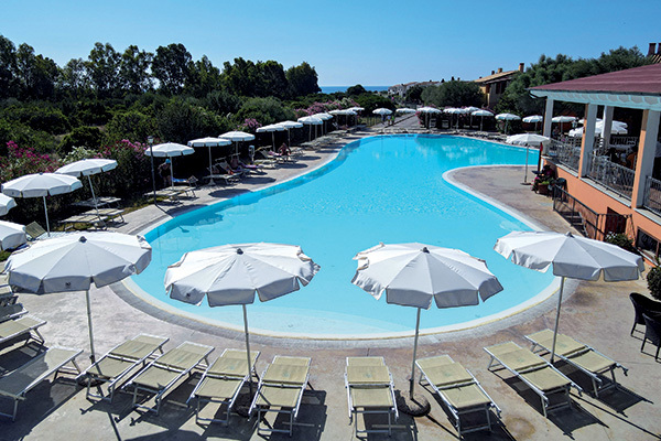 A 500 metri dalla spiaggia di Piscina Rei