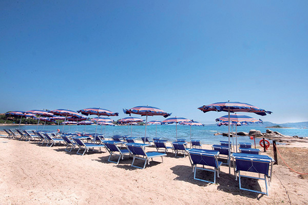 In stile moresco, a 650 metri dalla spiaggia