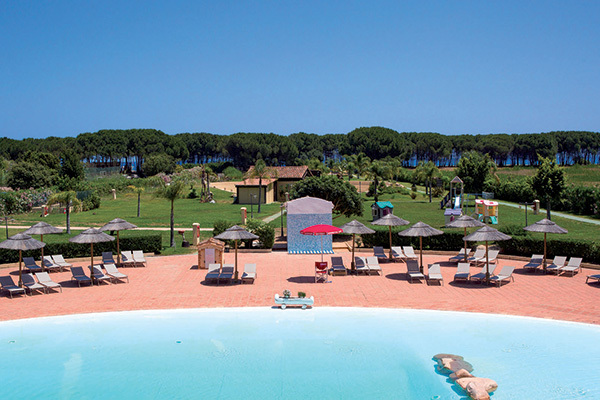 A 300 metri dalla spiaggia