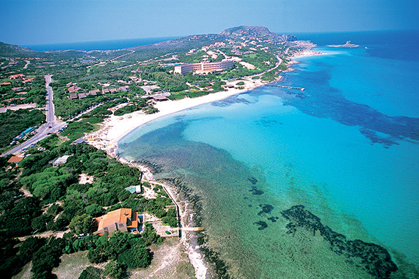 A 200 metri dalla spiaggia La Pelosa