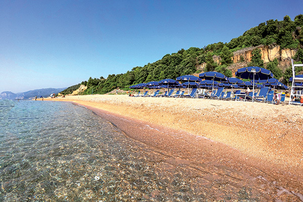 A 800 metri dalla spiaggia, navetta inclusa