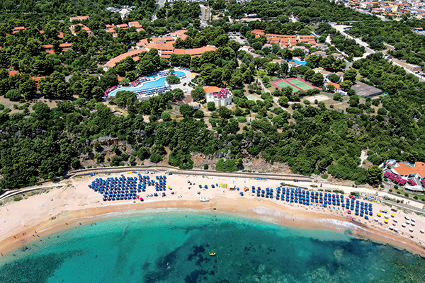 A 200 metri dalla spiaggia