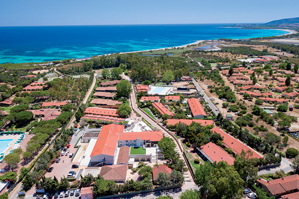 A 300 metri dalla spiaggia