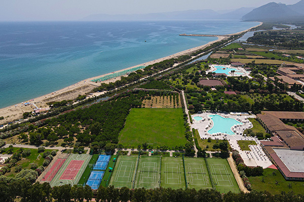 A 250 metri dalla spiaggia