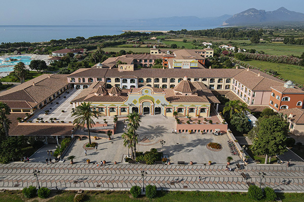 A 250 metri dalla spiaggia