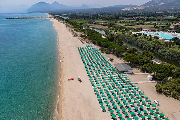 A 250 metri dalla spiaggia