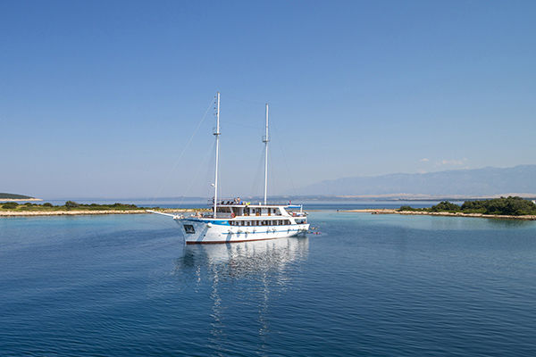 BADEKREUZFAHRT ROUTE R1 3* - Traù (Spalatino-dalmata - Croazia)